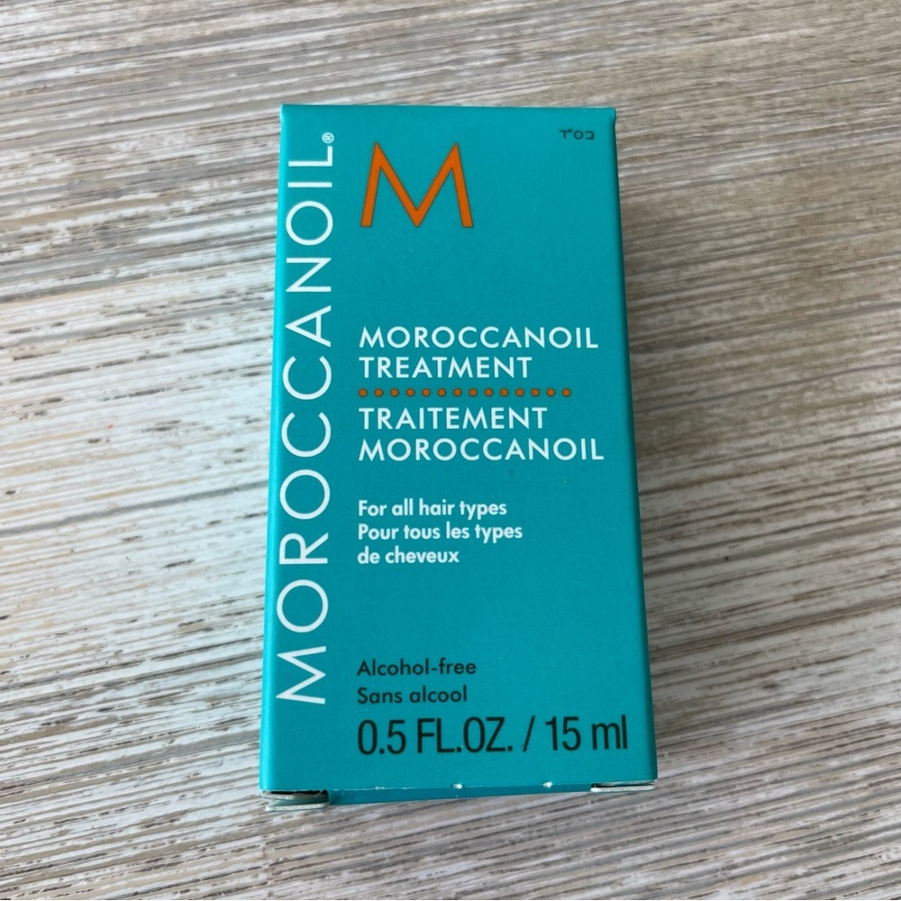 🫧 NWT Moroccanoil Set - Hydrating Shampoo + Conditioner, Hand Cream, Treatment - Picture 8 of 9